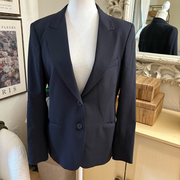 TOD’S Navy Men’s Wool Blend‎ Blazer Size 48